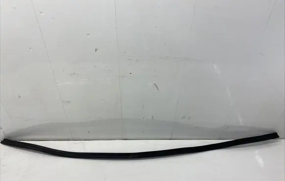 Volkswagen PASSAT B8 Engine compartment rubber 3G0823723