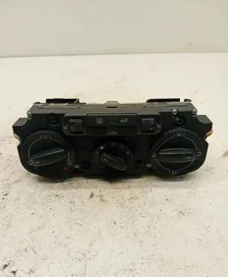 Volkswagen Golf V Climate control unit