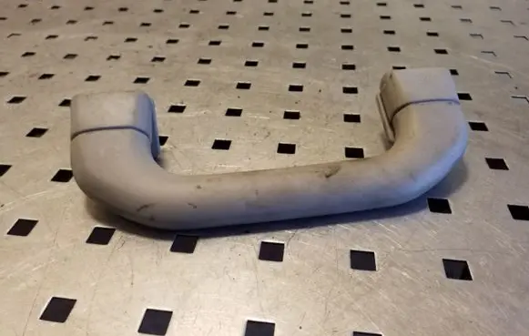 Mercedes-Benz C W203 Rear interior roof grab handle A2038100451