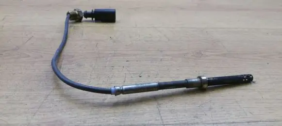 Audi A4 S4 B8 8K Exhaust gas temperature sensor 03L906088D