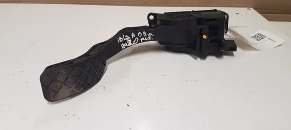 Seat Ibiza IV (6J,6P) Accelerator throttle pedal 0280755067 985302188YB3