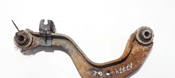 Volkswagen Jetta V Rear upper control arm/wishbone