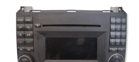 Mercedes-Benz B W245 Radio/CD/DVD/GPS head unit A1698705894