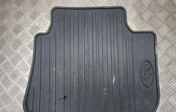 Subaru Legacy Rear floor mat J501SAL400 1282