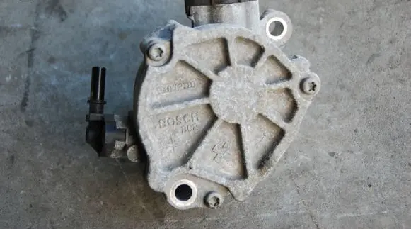 Ford Ecosport Vacuum pump
