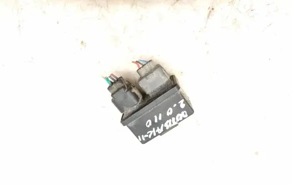 Subaru Outback Window wiper relay 86121