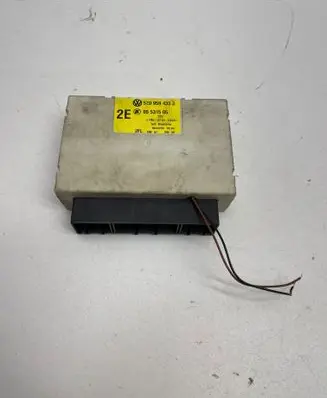 Volkswagen Fox Comfort/convenience module 5Z0959433J 05531505