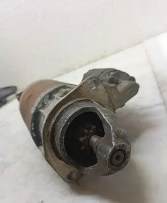 BMW 3 E30 Starter motor 0001311150