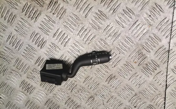 Jaguar XF X250 Wiper control stalk 8w8317a553bb