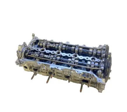 Toyota Avensis T250 Engine head 9LB0142