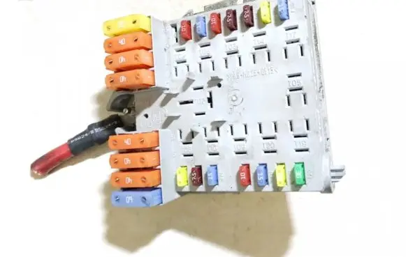 Fiat Croma Fuse box set 51738102 57657