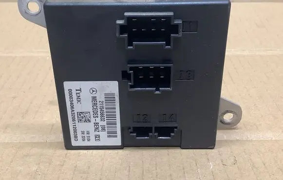 Mercedes-Benz E W211 Comfort/convenience module 2115456632