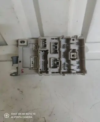 Toyota RAV 4 (XA20) Fuse box set 8273342080 1G310959