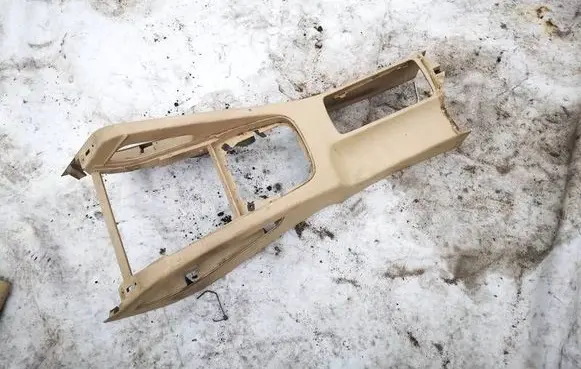 Volkswagen Jetta V Center console 1K5863243