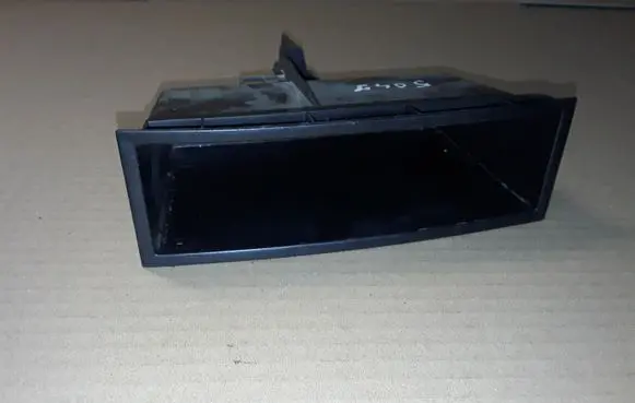Peugeot 307 Glove box 9659124777