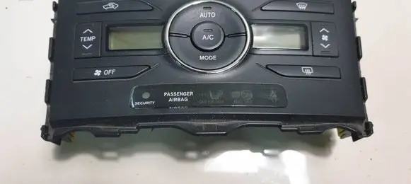 Toyota Auris 150 Radio/CD/DVD/GPS head unit 55900-02321
