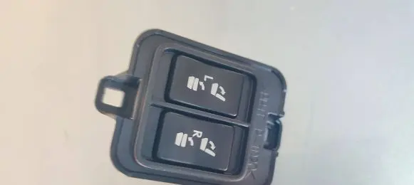 Lexus RX 450H Seat control switch 18B189