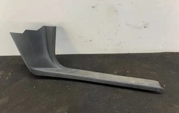 Skoda Superb B6 (3T) Front sill trim cover 3T0863484A