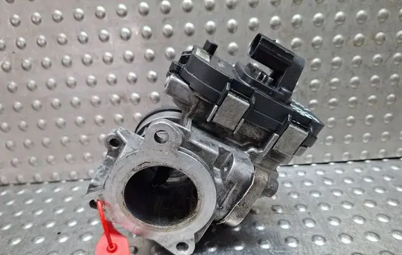 Opel Zafira B Throttle body valve S27635387 48CPD1