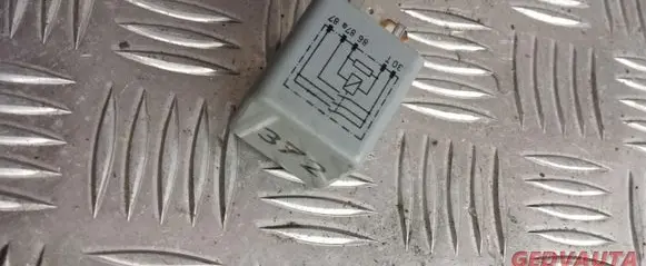 Audi A6 S6 C5 4B Other relay 4d0951253