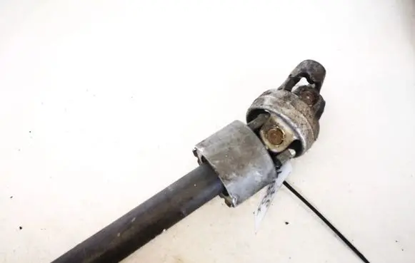 Volkswagen PASSAT B5 Steering column universal joint