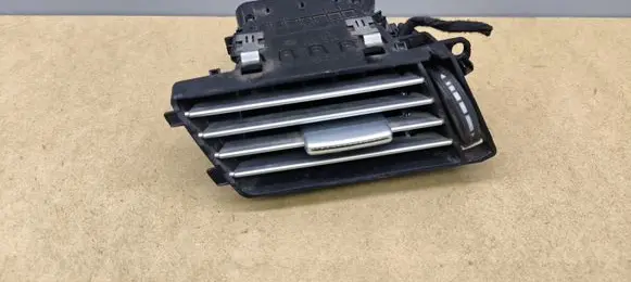 Mercedes-Benz E W212 Dashboard side air vent grill/cover trim A2128300154