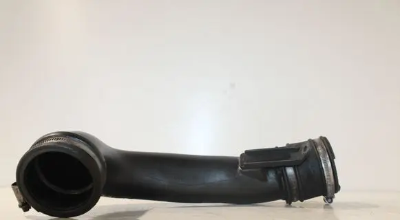 Volvo XC70 Intercooler hose/pipe 30741667