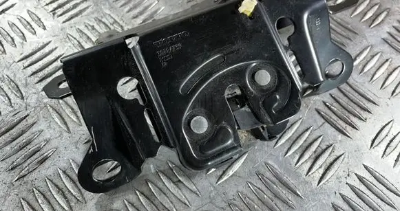 Volvo C30 Tailgate/trunk/boot lock/catch/latch 30784739