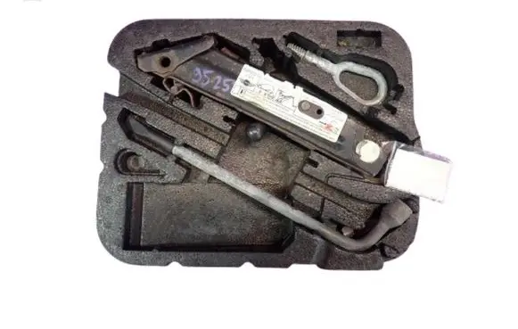 Mini One - Cooper R50 - 53 Tool set 1501930