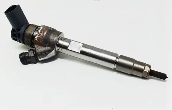 BMW 1 F20 F21 Fuel injector 0445110503 8515060
