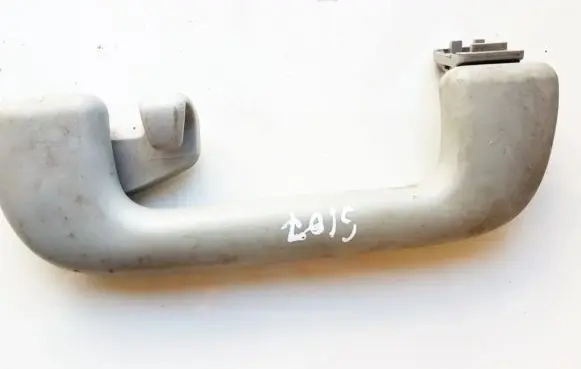 Toyota Avensis T270 Rear interior roof grab handle L1020373