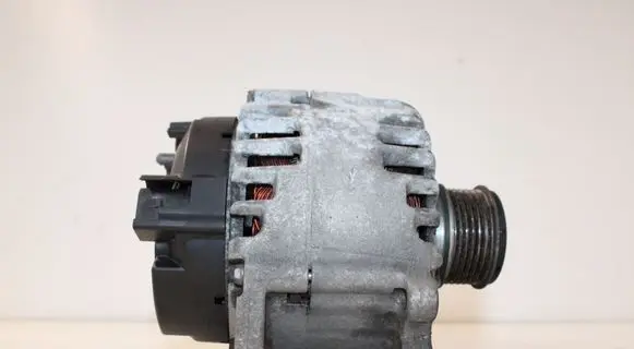Audi A3 S3 A3 Sportback 8P Generator/alternator 03L903023A
