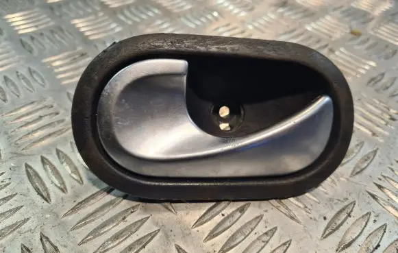 Renault Scenic II - Grand scenic II Front door interior handle 8200028487