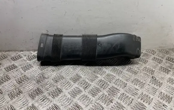 BMW 4 F36 Gran coupe Air intake duct part 8507567