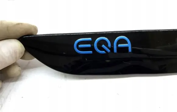 Mercedes-Benz EQA Manufacturer badge logo/emblem 