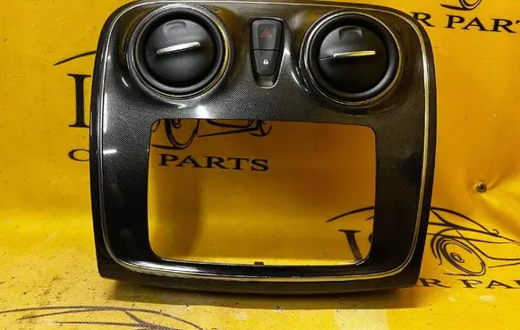 Dacia Duster II Dash center air vent grill 682602432R