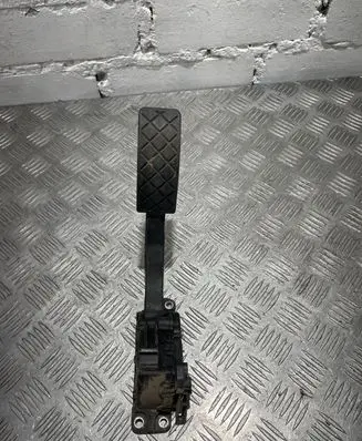 Seat Ibiza IV (6J,6P) Accelerator throttle pedal 74039201 6Q1721503M