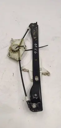 Volkswagen Golf V Rear window lifting mechanism without motor 