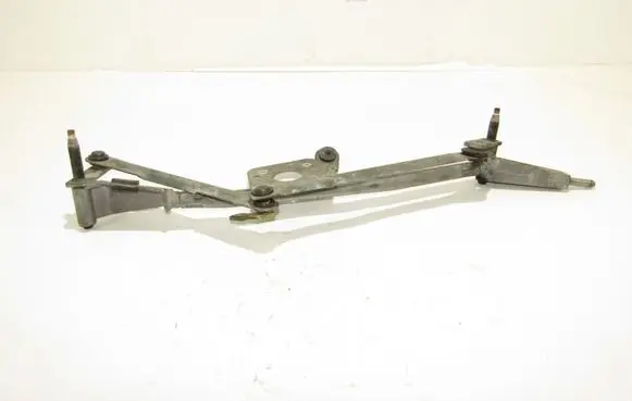 Volvo V70 Front wiper linkage 8648345