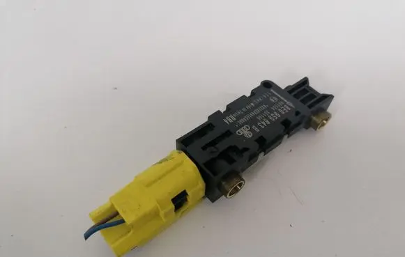 Audi A4 S4 B7 8E 8H Airbag deployment crash/impact sensor 8E0959643B