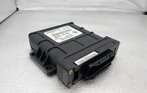 Audi Q7 4L Gearbox control unit/module 09D927750BR H52S0915