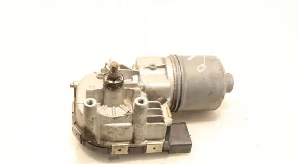 Volkswagen Golf Plus Wiper motor 0390241946