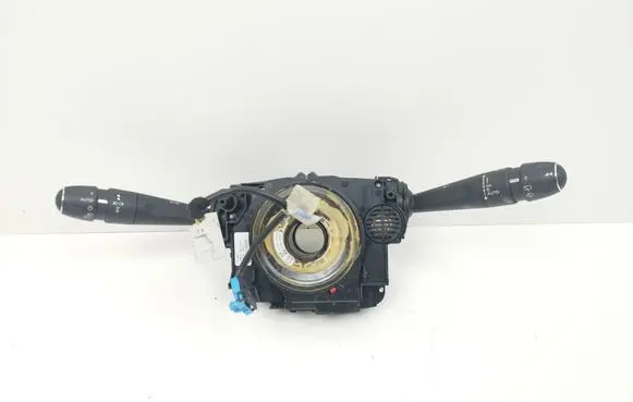 Wiper turn signal indicator stalk/switch