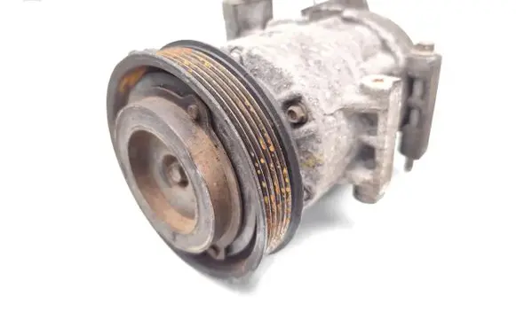 Hyundai Veloster Air conditioning (A/C) compressor (pump) 1B33103300 2A1410158