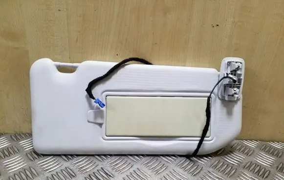 Peugeot 508 Sun visor