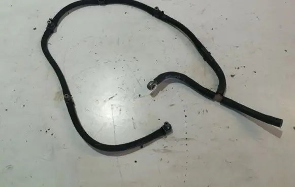 Fuel return line/hose
