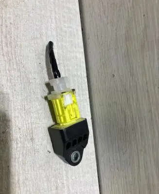 Toyota Yaris Airbag deployment crash/impact sensor 898310D130