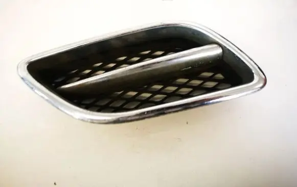 Nissan Primera Front bumper lower grill 623209f5