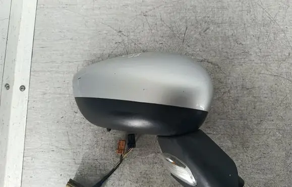 Citroen C3 Front door electric wing mirror 