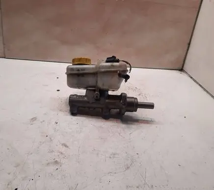 Skoda Roomster (5J) Master brake cylinder X5617